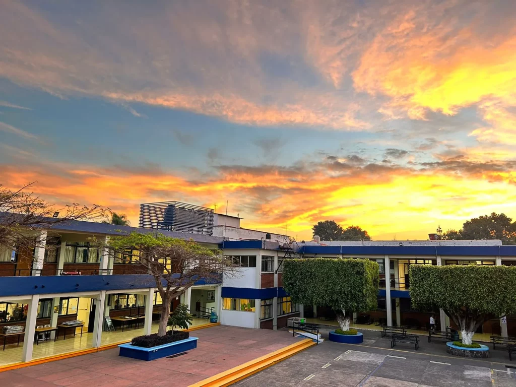 patios-atardecer